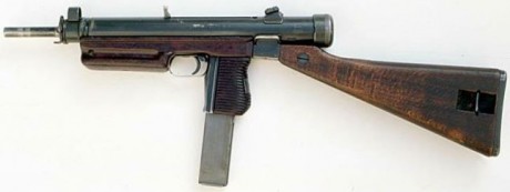 Hace unos días encontré por casualidad en una web extranjera un arma a la venta que hacía muchos años 90