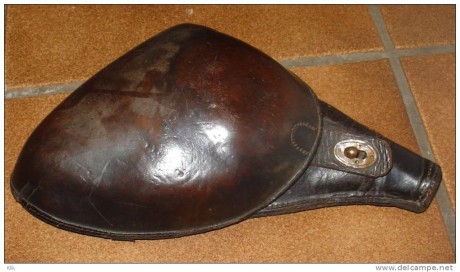 Hace unos días encontré por casualidad en una web extranjera un arma a la venta que hacía muchos años 101