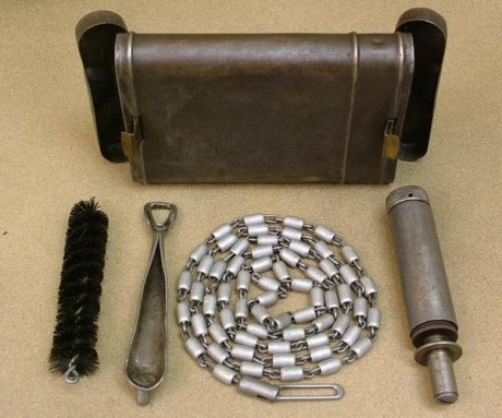 Hace unos días encontré por casualidad en una web extranjera un arma a la venta que hacía muchos años 100