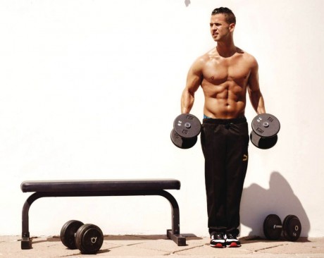 Hola.

Os pido consejo para un amigo que quiere apuntarse a un club de tiro olímpico y que le gustan las 100