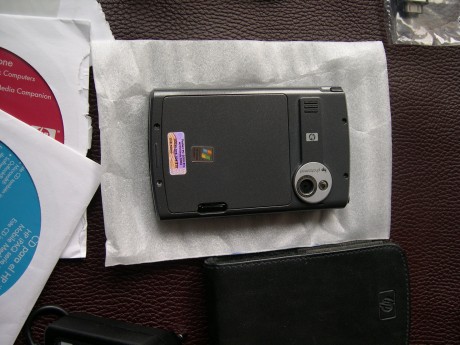 Vendo en 100€, o cambio por material de tiro o cámara reflex, que puedan cuadrarme, IPAQ RX3715, impecable. 00