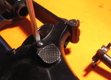 Hola, una duda.
Existe el S&W K-14 en calibre 32 ?
Gracias. 150