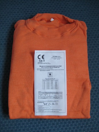  Prendas de piloto de helicópteros español original y totalmente nuevo: 
Mono  Verde T-54   25 €      01