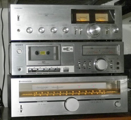 Vendo equipo de musica Vintage modular, funcionando perfectamente, amplificador de 50+50 (1970) pletina 00