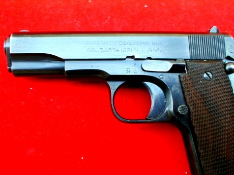 Hace unos días encontré por casualidad en una web extranjera un arma a la venta que hacía muchos años 32