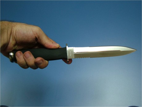 Vendo:
Cuchillo de colección nuevo sin uso
Marca:SOG
Modelo:Dessert Dagger S25
Precio:300€

Fecha de producción:1991-2004

Specifications: 11