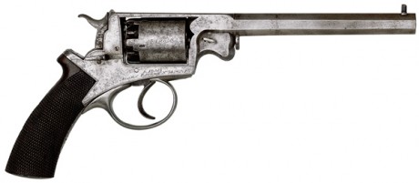 Hace unos días encontré por casualidad en una web extranjera un arma a la venta que hacía muchos años 131
