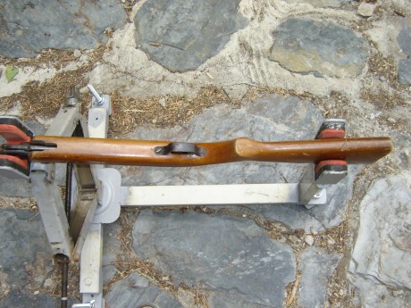 hola buenas tardes el fin de semana pasado me regalaron esta carabina y pido ayuda para identificar marca 11