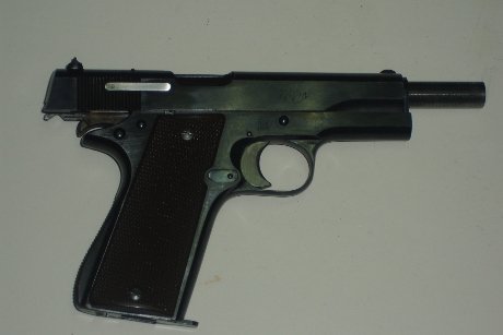 Hola quisiera saber algo de una pistola star modelo super cal.9pb que un buen amiguo me a regalado pues 72