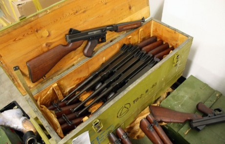 Hace unos días encontré por casualidad en una web extranjera un arma a la venta que hacía muchos años 50