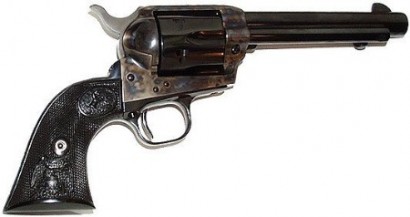 Me gustaria abrir este hilo para que cada cual expusiera el arma que mas le gustaria tener,que le ragalasen,o 00