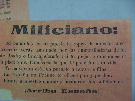  Buen corto !! pero hay una gran pega!! esos uniformes ni siquiera son españoles y esas escopetas de caza 151