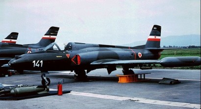 estoy buscando un avion, pondría una foto pero no tengo ni se como se llama, los unicos datos que puedo 20