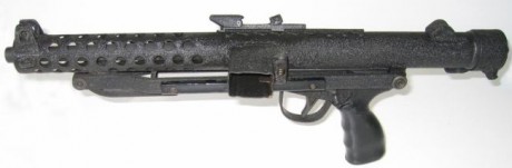 Hace unos días encontré por casualidad en una web extranjera un arma a la venta que hacía muchos años 81
