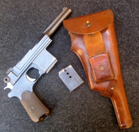 Hace unos días encontré por casualidad en una web extranjera un arma a la venta que hacía muchos años 151