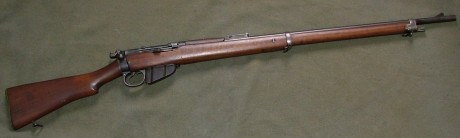 Hace unos días encontré por casualidad en una web extranjera un arma a la venta que hacía muchos años 40