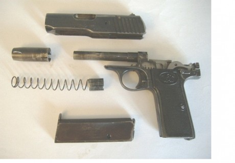 Hace unos días encontré por casualidad en una web extranjera un arma a la venta que hacía muchos años 130