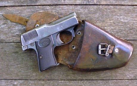 Hace unos días encontré por casualidad en una web extranjera un arma a la venta que hacía muchos años 70