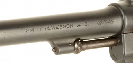 Hace unos días encontré por casualidad en una web extranjera un arma a la venta que hacía muchos años 102