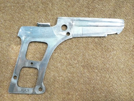 Hace unos días encontré por casualidad en una web extranjera un arma a la venta que hacía muchos años 20