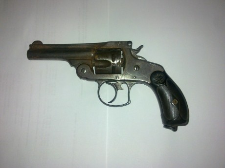 Hola amigos:
Soy un novato en esto de las armas, pero desde mis antepasados ha llegado esta arma a mios 02