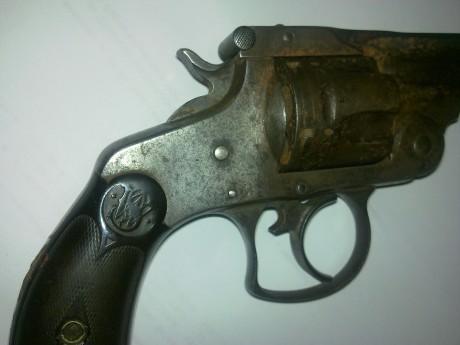 Hola amigos:
Soy un novato en esto de las armas, pero desde mis antepasados ha llegado esta arma a mios 01