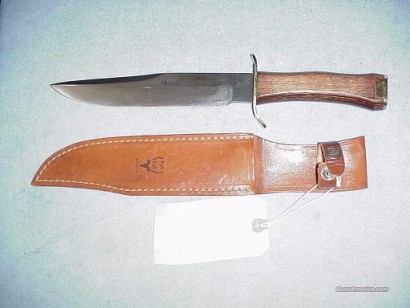 Hola a todos!
Hace cuestión de un mes más o menos, llevo mirando el cuchillo de remate de Muela, el Podenquero. 30