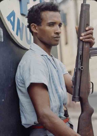Hace unos días encontré por casualidad en una web extranjera un arma a la venta que hacía muchos años 00