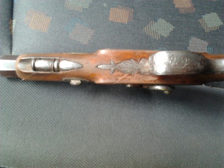Buenas noches, necesito ayuda tengo una pistola de avancarga de 1856 fabricada en EIBAR por un tal Esteban 00