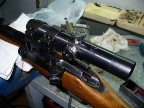 El Mosin-Nagant ..
es un rifle militar accionado por cerrojo, con cargador de cinco proyectiles, que 161