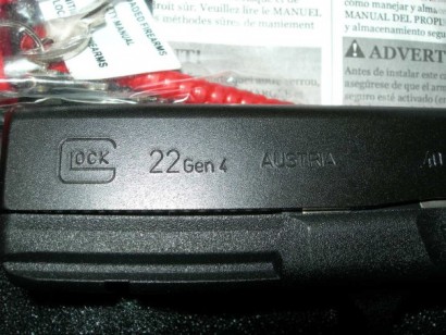 Aquí podeis ver unas fotos de las nuevas Glocks, la 4ª Generación, cambios en el interios, en la empuñadura 00