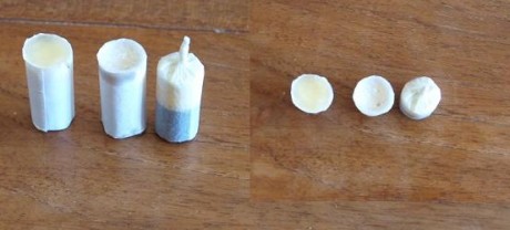 Hola, estoy preparándome unos cuantos cartuchos de papel de fumar con polvora negra, sémola y bola.
Son 70