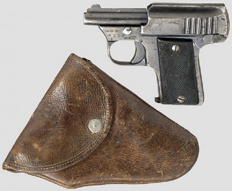Hace unos días encontré por casualidad en una web extranjera un arma a la venta que hacía muchos años 20