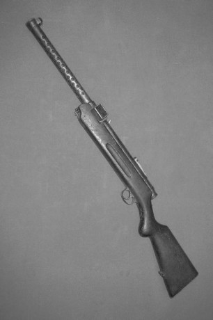 Hace unos días encontré por casualidad en una web extranjera un arma a la venta que hacía muchos años 142