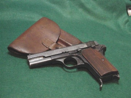 Hace unos días encontré por casualidad en una web extranjera un arma a la venta que hacía muchos años 10