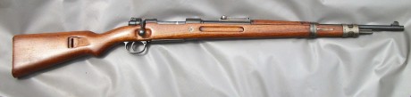 Hace unos días encontré por casualidad en una web extranjera un arma a la venta que hacía muchos años 61