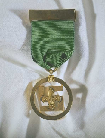 Hace unos días encontré por casualidad en una web extranjera un arma a la venta que hacía muchos años 00