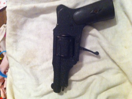 Buenos dias compañeros, alguno me puede indicar informacion sobre este revolver que me han eseñado este 00