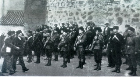 Hace unos días encontré por casualidad en una web extranjera un arma a la venta que hacía muchos años 40