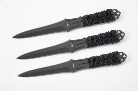 He visto estos cuchillos de doble filo especial para lanzamientos en una web americana, y me gustaría 00