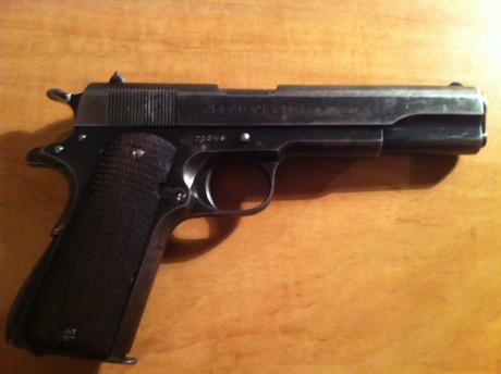 Hace unos días encontré por casualidad en una web extranjera un arma a la venta que hacía muchos años 112