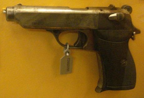 Hace unos días encontré por casualidad en una web extranjera un arma a la venta que hacía muchos años 120