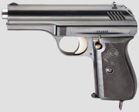 Hace unos días encontré por casualidad en una web extranjera un arma a la venta que hacía muchos años 21