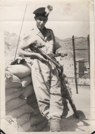 Hace unos días encontré por casualidad en una web extranjera un arma a la venta que hacía muchos años 60