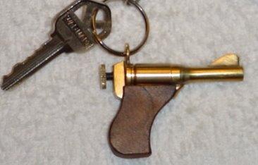 La pistola más pequeña del mundo creada por Harper Classic Guns. Menos de 50 unidades se han vendido de 00