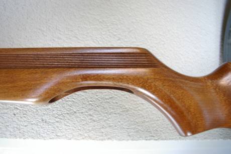Hola a todos, estoy jugando a hacerme un culatín nuevo para mi Benjamín Marauder Pistol, he encontrado 00