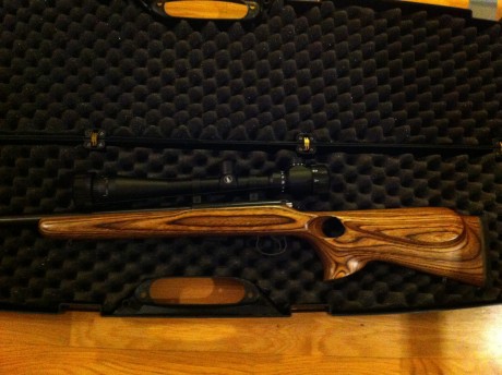 Bueno gente, pues ya tengo en casa mi Ceska 455 Thumbhole. Llegó el viernes y aún no he tenido tiempo 00