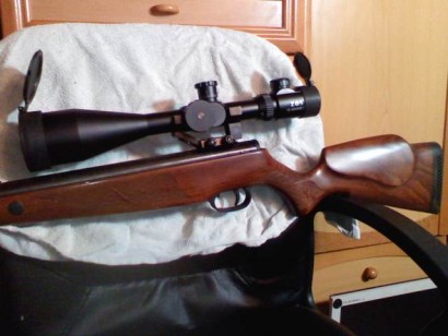 Bueno pues vamos a darle caña al foro
Bueno como algunos ya sabreis tengo esta preciosa carabina,la norica 51