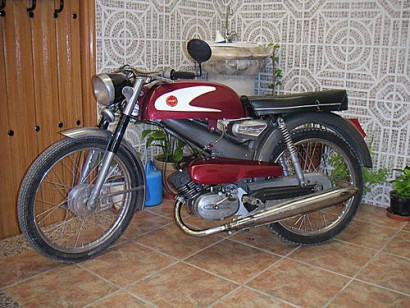 Pues eso, que como me gustan tanto las motos, y desde los quince años las uso, sea invierno o verano, 22