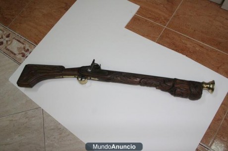 Me interesaria adquirir un arcabuz de piston a poder ser los modelos que tienen una cabeza de moro debajo 30